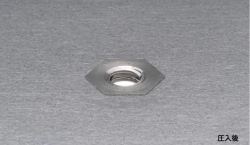 セルパネルファスナーの製品画像